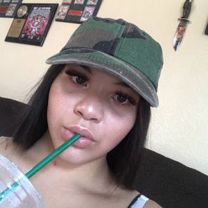 Meet your Posher, Arilyssa